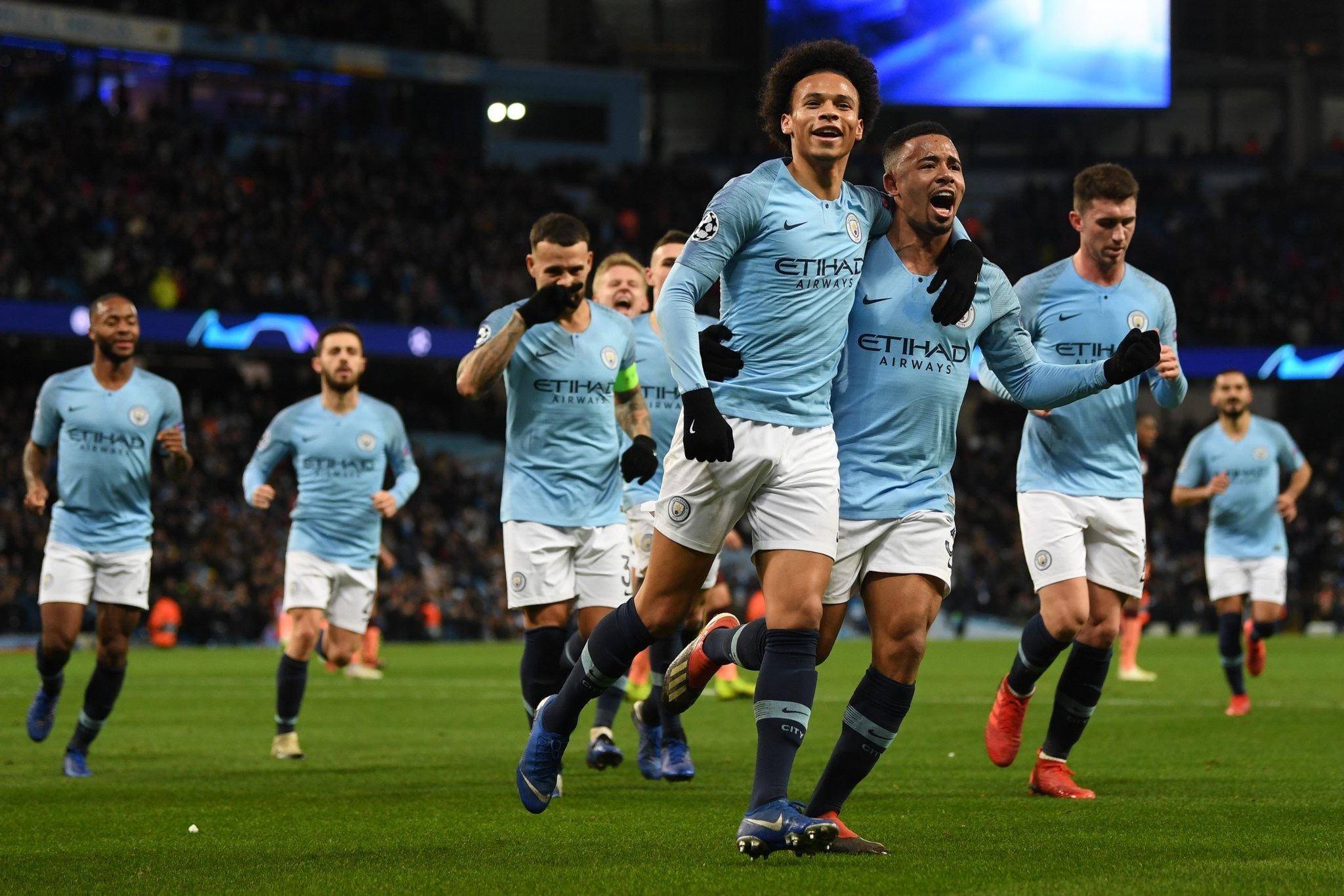 更体现在与 更体现在与